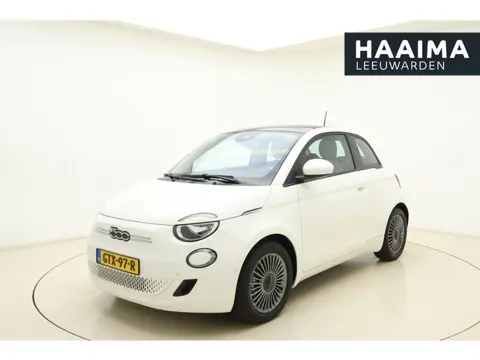 Fiat 500 Icon 42 kWh | Werinig kilometers | Climate control | Navigatie | Keyless | Camera | Panoram