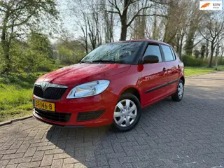 Skoda Fabia 1.2 Active (bj 2018) Airco / Trekhaak