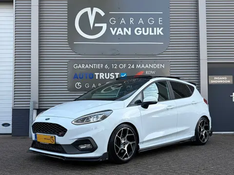 Ford Fiesta 1.5 EcoBoost ST-3 200PK MaxtonDesign,Panodak,Carplay,Clima,Cruise,Stoel+Stuurverwarming,