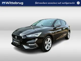 SEAT Leon 1.4 TSI eHybrid PHEV FR Parkeersensoren vóór & achter / Navi / Cruise Control
