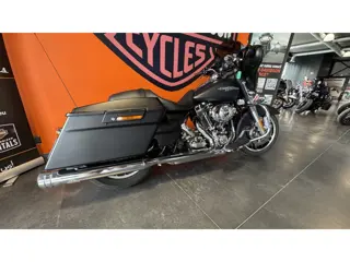 Harley-Davidson Chopper STREET GLIDE (bj 2011)
