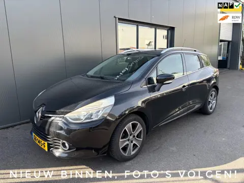 Renault Clio Estate TCe 90 Night&Day / Navigatie / Parkeersensoren achter!