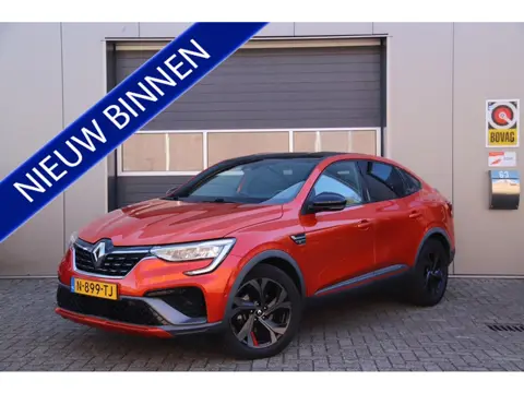 Renault Arkana 1.6 E-Tech Hybrid 145 R.S. Line Orange Valencia, Stoel & Stuurverwarmd, Camera, Navi