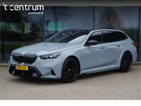BMW 5 Serie Touring Touring 728 PK PHEV, M-Drivers Pack, Panoramadak, B&W Sound, Trekhaak, Carbon In