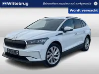 Škoda Enyaq 60 Lounge / Navigatie / Achteruitrij camera / Stuur verwarming / Stoel verwarming / 20''