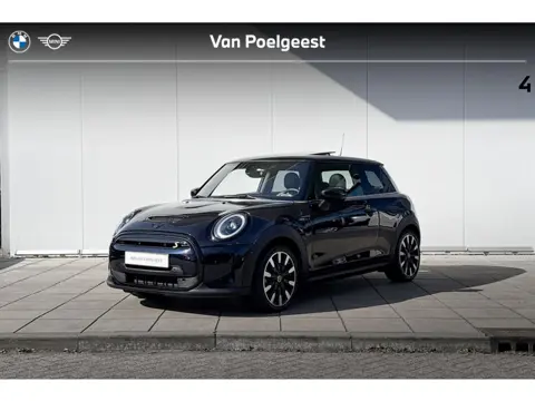 MINI Electric Camden Plus Edition 33 kWh Comfort Acces / Achteruitrij Camera / Getinte Ramen / Harma