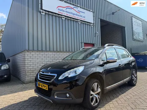 Peugeot 2008 1.2 PureTech Allure