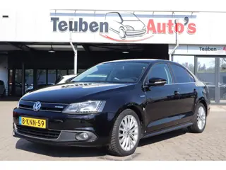 Volkswagen Jetta 1.4 TSI Hybrid Highline | Navigatie | Lederen interieur | Climate control | Stoelve