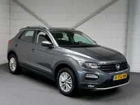 Volkswagen T-Roc 1.0 TSI Style Bus. Navi/CAM/SV/Carplay (all-incl. prijs)