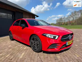 Mercedes-Benz A-klasse 180 Business Solution AMG Night Upgrade .NL AUTO ,DEALER ONDERHOUDEN.