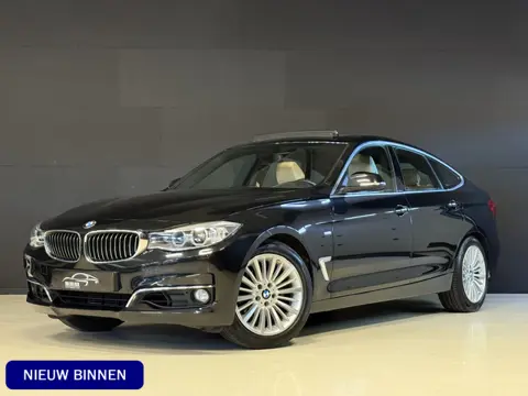 BMW 3-serie Gran Turismo 320i GT Luxury | Panoramadak | Leder | Carplay | Navi | Stoelverwarming