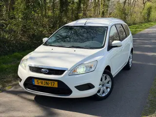 Ford Focus Wagon 1.6 TDCI Trend |AIRCO+CRUISE+GRIJSKENTEKEN|