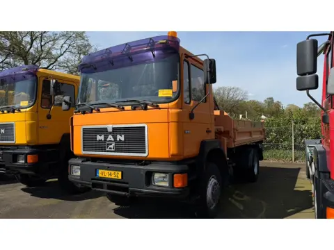 MAN 18.192 - 4x4 - Crane Atlas AK 3006 B (bj 1989)