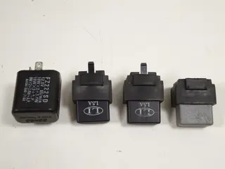 RELAIS Aprilia Tuono 1000 2003 - 2005