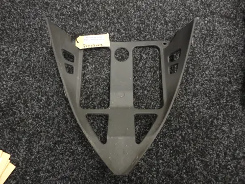 V ONDERKUIP Aprilia RSV 1000 2004 - 2005