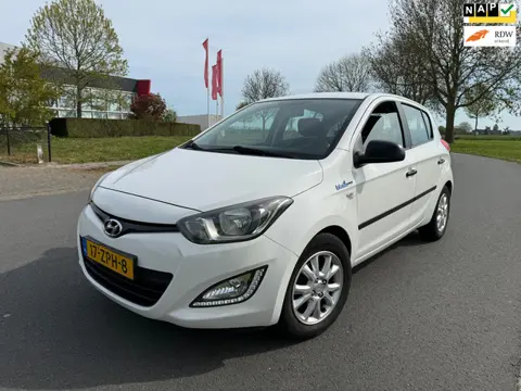 Hyundai I20 1.2i Business Edition NAP/LED/AIRCO/APK 2027