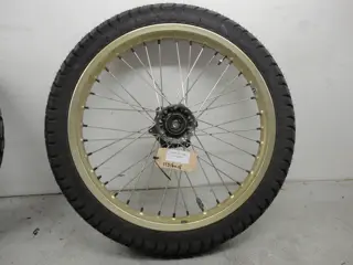 VOORVELG MET BAND Cagiva W16 600 1996 - 1996