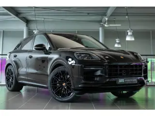 Porsche Cayenne Coupé 3.0 E-Hybrid | Model 2024 | Sportdesign |achteras best.