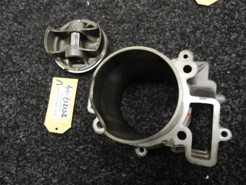 CILINDERBLOK KTM 990 Superduke 2003 - 2006 / 2007 - 2011