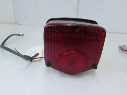 ACHTER LICHT Honda CB 400 1977 - 1984
