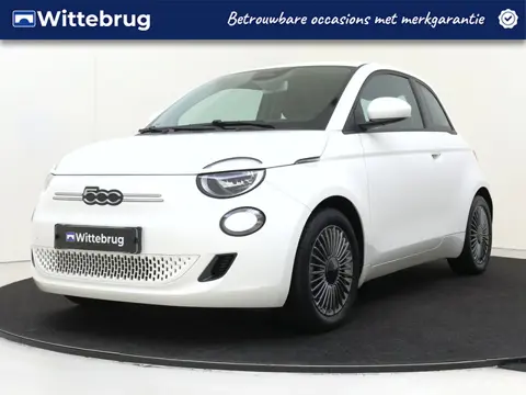 Fiat 500 Icon 24 kWh | Navigatie | Carplay | Climate Control |