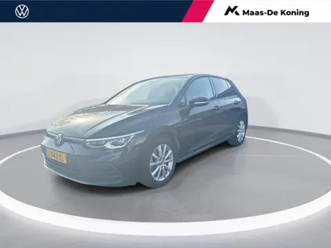 Volkswagen Golf 1.5 TSI 130pk Life Business · Camera · Dodehoeksensor · Keyless · Apple/Android Car 