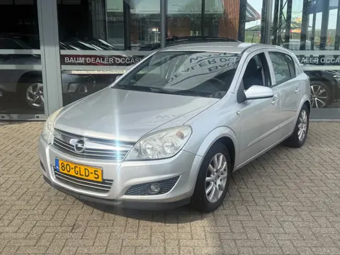 Opel Astra 1.6 Temptation Airco Navi Pdc