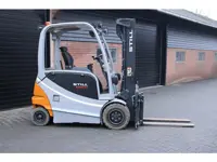 Still RX60 30 heftruck elektrische triplex lepelverstelling sideshift