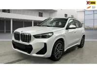 BMW X1 SDrive18i M-Sport | Navi| Camera| Electrische achterklep| Stoel Verwarming