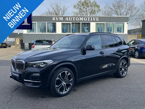 BMW X5 xDrive45e High Executive HARMAN KARDON| ELEK. TREKHAAK|ELEK. SCHUIF/ KANTELDAK| ACHTERBANK VE