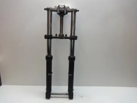 VOORPOTEN COMPLEET Kawasaki ZZR 600 1990 - 1992
