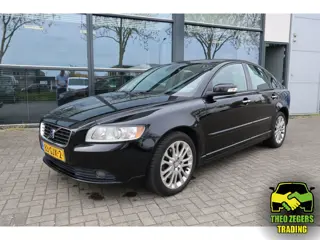 Volvo S40 2.5 T5 Momentum (Advertentie goed lezen svp)