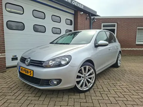 VOLKSWAGEN GOLF 1.2 TSI COMFL. BLUEM / 18 inch alu / airco / trekhaak