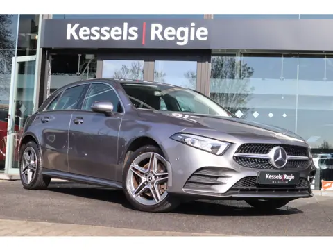 Mercedes-Benz A-Klasse 250 e AMG Widescreen Leer Camera CarPlay Stoelverwarming 18” DAB Sensoren