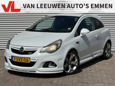 Opel Corsa 1.6-16V Turbo OPC | Nieuw Binnen | Recaro | Climate Control | 190 PK | APK 09-11-2026 |