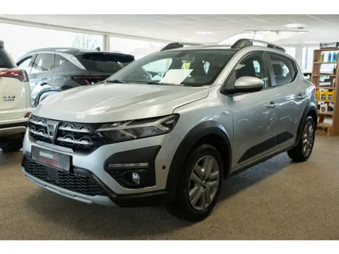 Dacia SANDERO Stepway 1.0 TCe 90 Expression Automaat, Navi, Cruise, Carplay/Android, PDC, Camera