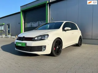 Volkswagen Golf 2.0 GTI |panodak| Cruise| Trekhaak| Carplay| stoelverwarming| nieuwe APK | LM velgen
