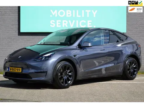 Tesla Model Y Long Range AWD 75 kWh W.Pomp Pano Leder LMV
