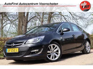 Opel Astra 1.4 Turbo Sport + | Automaat | Navi | Lederen bekleding | Trekhaak |