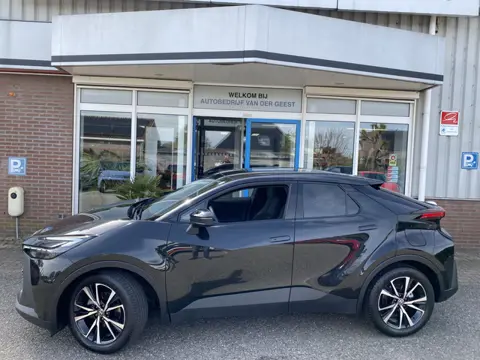 Toyota C-HR 1.8 Hybrid 140 Business Plus (bj 2024)