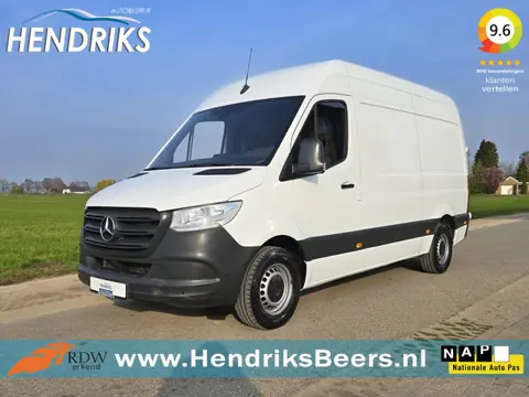 Mercedes-Benz Sprinter 315 1.9 CDI L2 H2 RWD - 150 Pk - Euro 6 - MBUX - ParkeerCamera - Airco - Crui