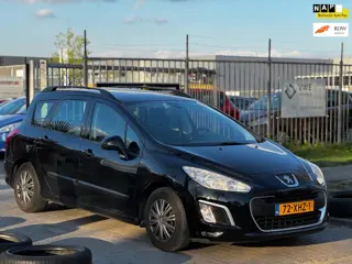 Peugeot 308 SW 1.6 e-HDi Access rijd schakelt als nieuw