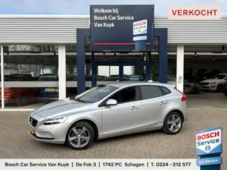 Volvo V40 2.0 T3 Nordic+ / NL-Auto / Dealer-Onderhouden / Standkachel / Stoelverwarming / Cruise-Con