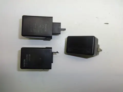 RELAIS Honda PC 800 1989 - 1990