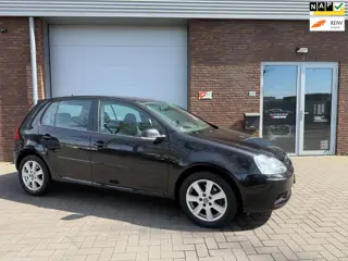 Volkswagen Golf 1.6 FSI Trendline Business|AIRCO|NIEUWE APK