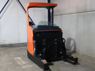 BT RRE160 H 1,6 ton elektrische reachtruck (bj 2017)