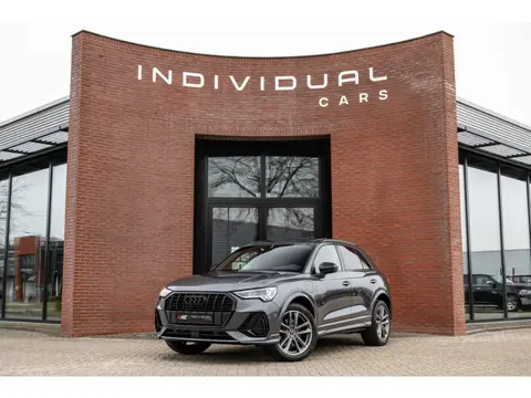 Audi Q3 45 TFSI e S-Line 245pk ACC Pano Matrix Camera