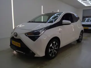 Toyota Aygo 1.0 VVT-i x-joy (bj 2021)