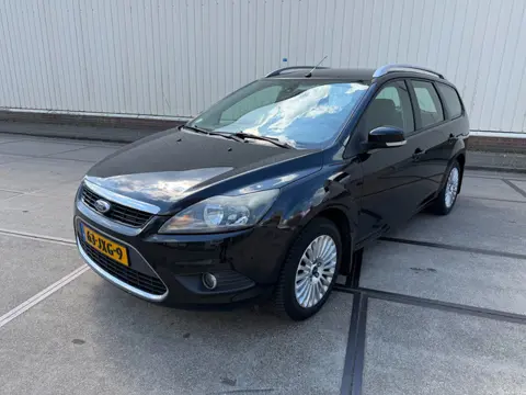 Ford Focus Wagon 1.8 Limited nieuwe apk