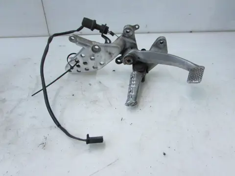 RECHTER SCHETSPLAAT Yamaha YZF 750 1993 - 1995
